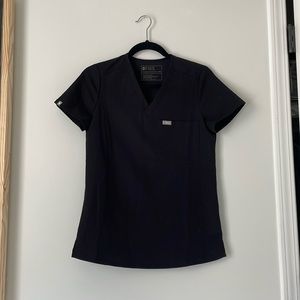 Figs black scrub top